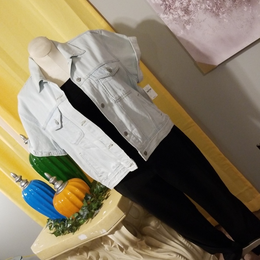 Gap Jean Jacket. Size XL